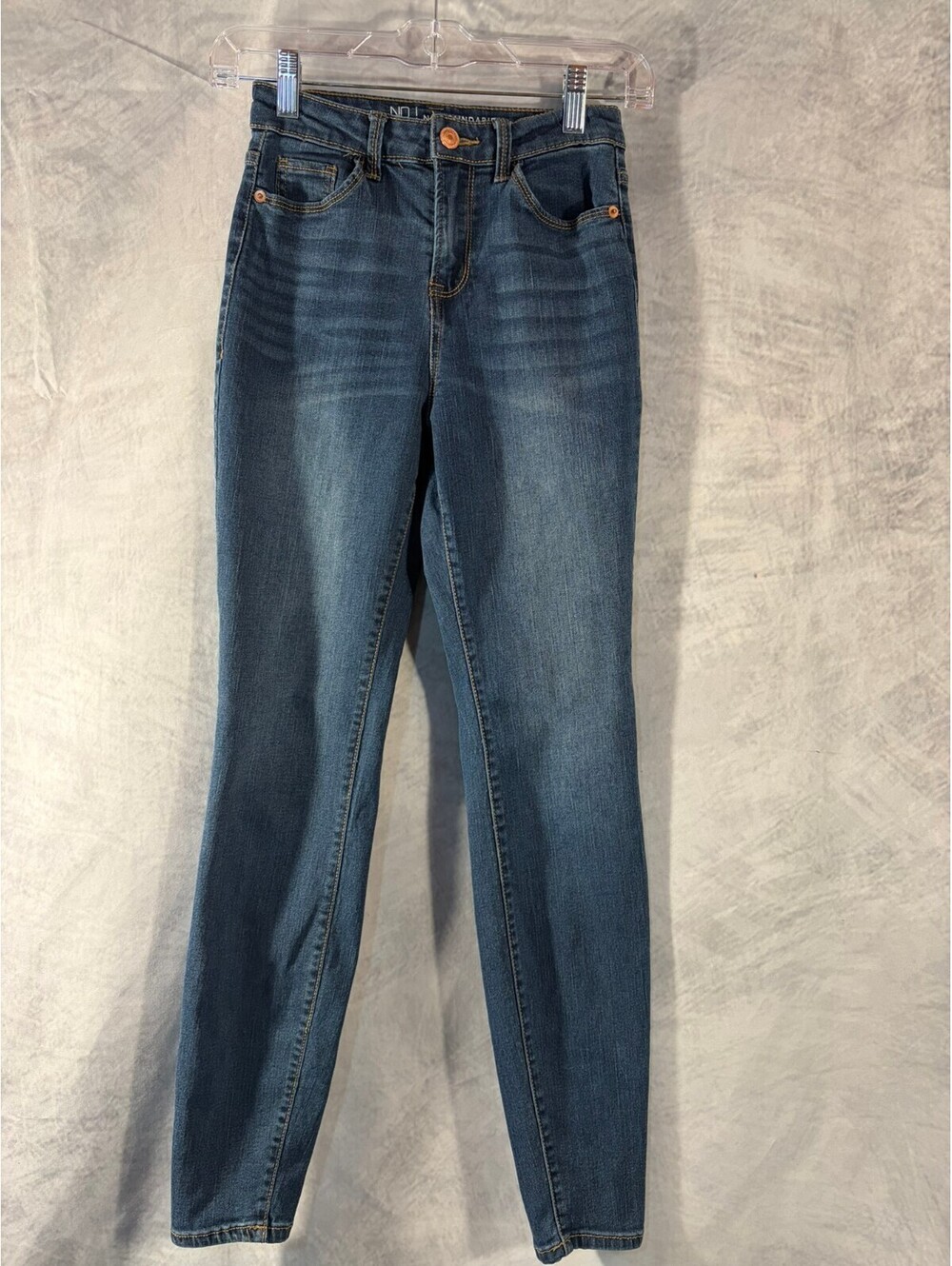 No Boundaries Juniors Size 1 Skinny Jeans Medium Wash Stretch Denim Mid Rise